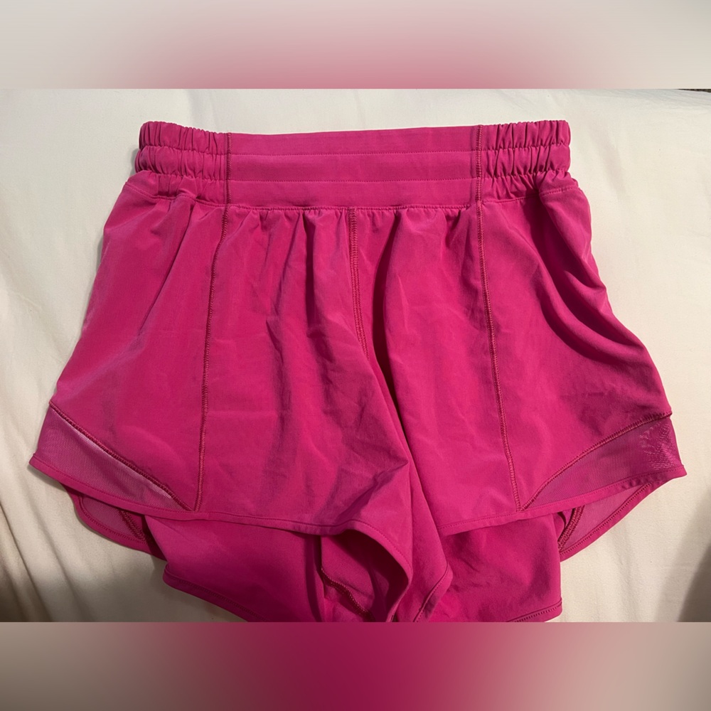 sonic pink hotty hot shorts size-6 (liner is cut out but still great quality!!)